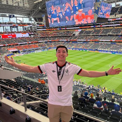 Diego, 27