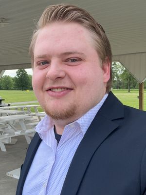 Derek, 25