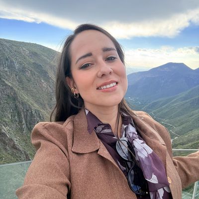 Victoria, 32