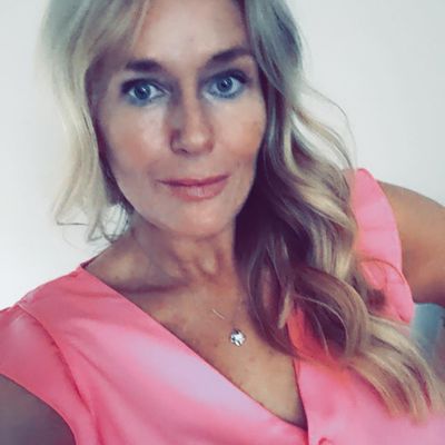 Lori, 49