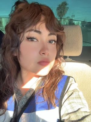 Johana, 28