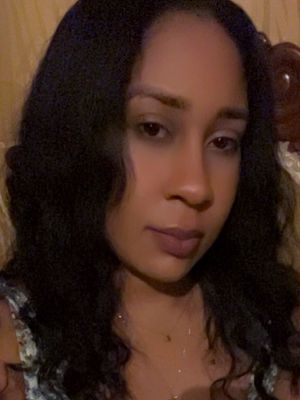Nohely, 31