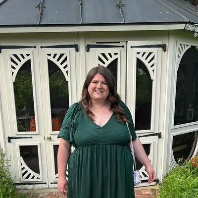 Maddie, 31
