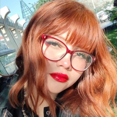 Cynthia, 24