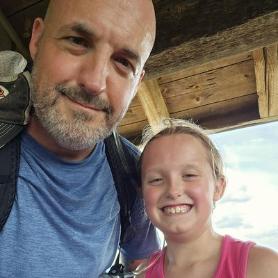 Charlie, 44