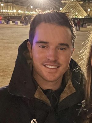 Dan, 34