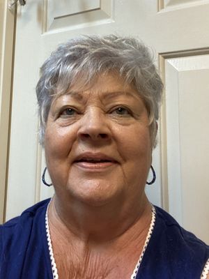 Linda, 75