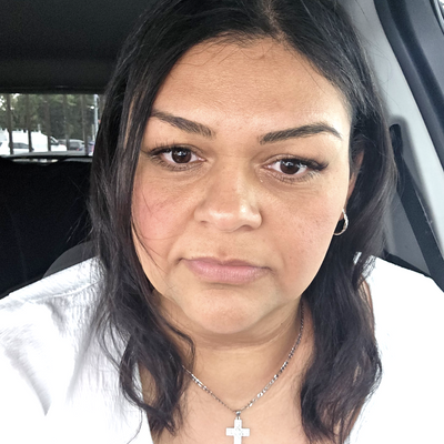 Ingrid, 36