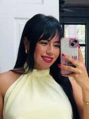Xiomara, 30