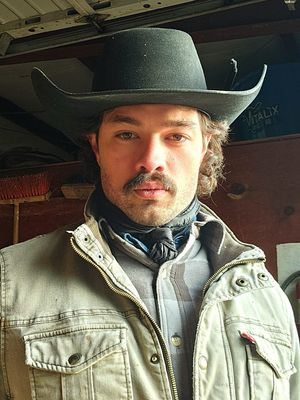 Dominic, 25
