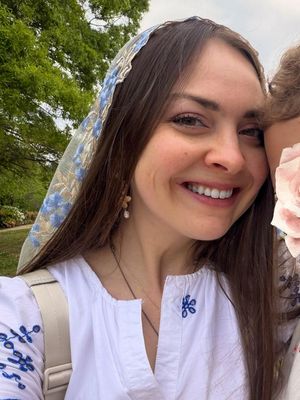 Mary, 32