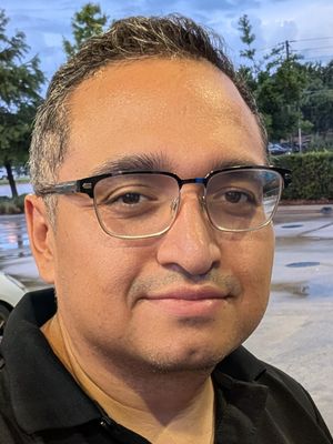 Eduardo, 40