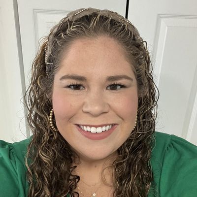 Kaci, 37