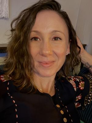 Anna, 42