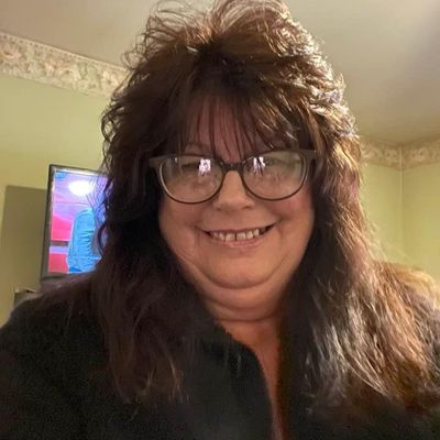 Suzanne, 67