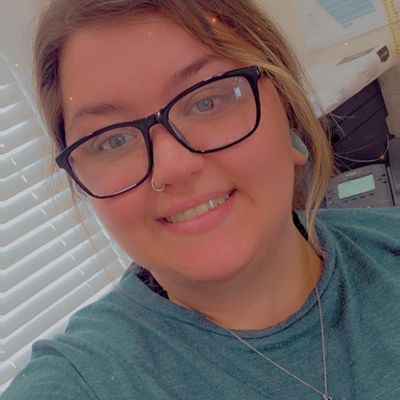 Elizabeth, 29