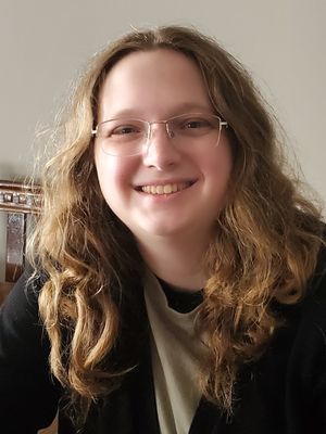Isabella, 25