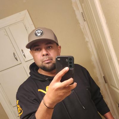 Jose, 37