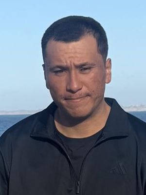 Francisco, 25