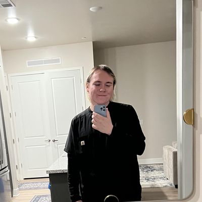 Liam, 25