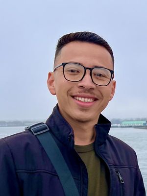 Carlos, 26