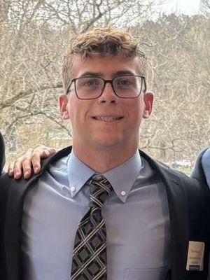 Gino, 21