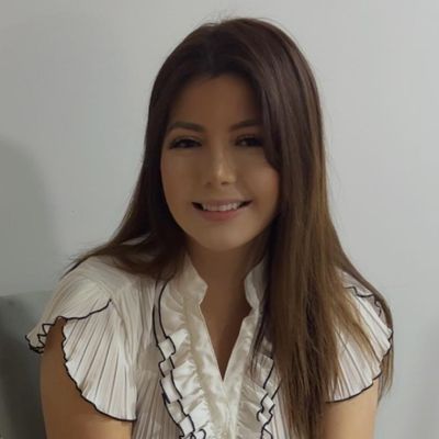 Lucia, 28