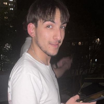 Mason, 18