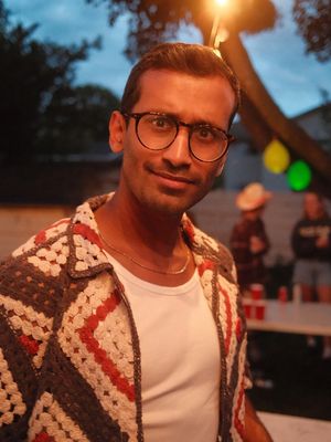 Tre, 26
