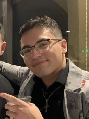 Samuel, 25