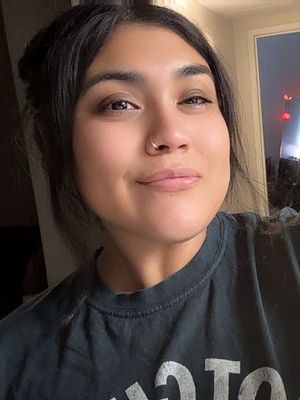 Adrianna, 30