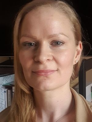 Doreen, 42
