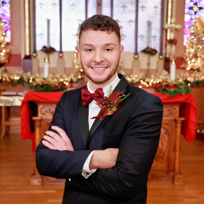Seth, 25