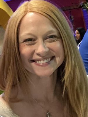 Rachel, 44