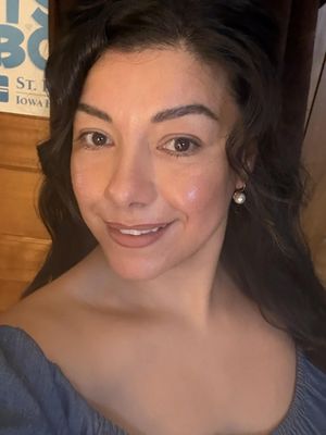 Maria, 41