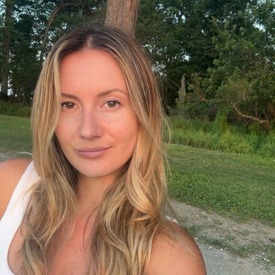 Lilia, 34