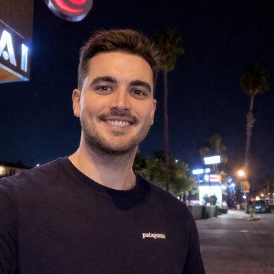 Kevin, 33
