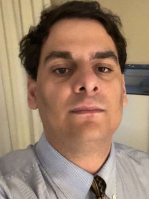 Max, 28