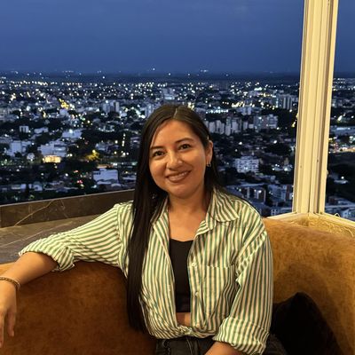 Andrea, 36