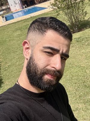 Vitor, 26