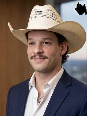 Jose, 23