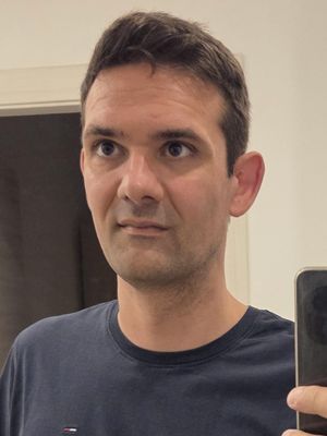 Antonio, 39