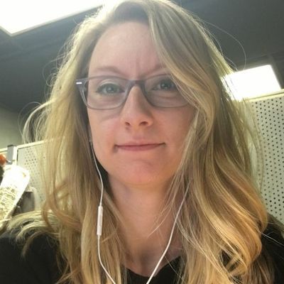 Pamela, 46