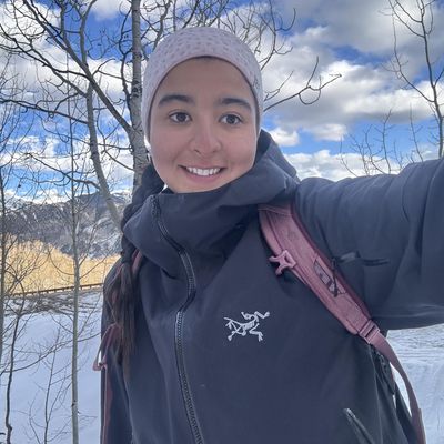 Sofia, 23
