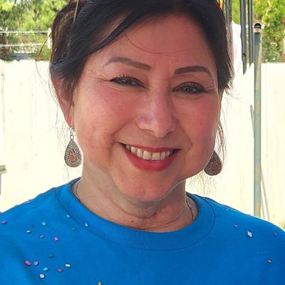 Lilly, 65