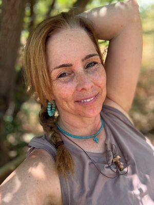 Sabine, 49