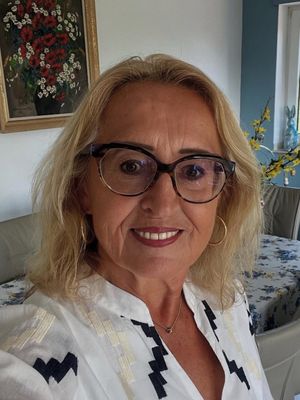 Jannette, 55