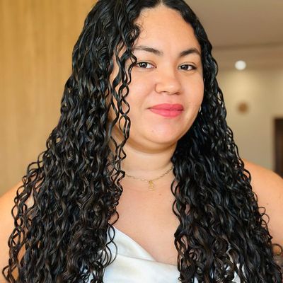 Gabrielly, 26