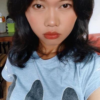 Anggie, 23