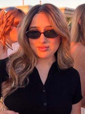 Kiara, 24